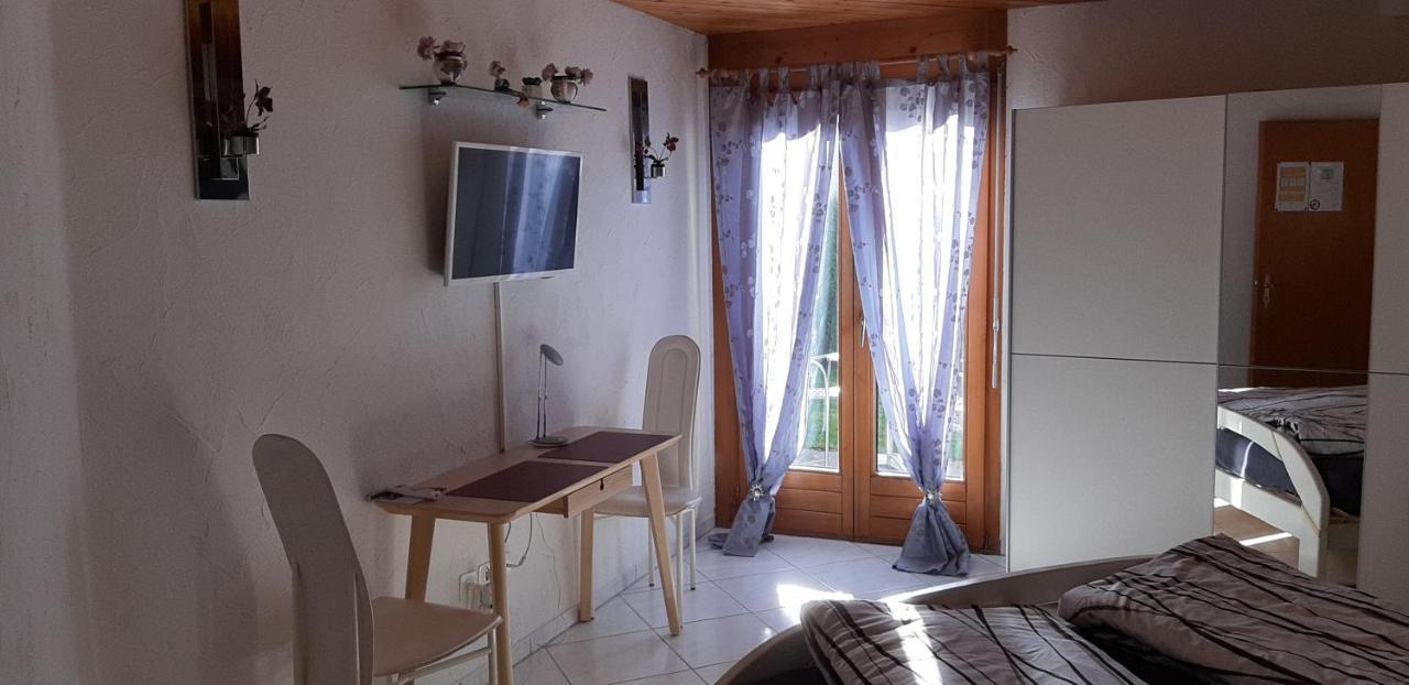 Studio In Domat Ems Екстер'єр фото